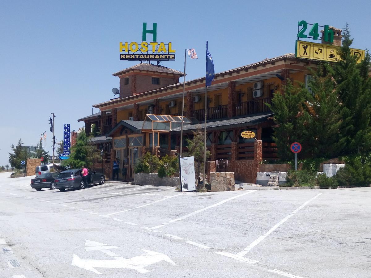 Hostal Sierra De Баса Экстерьер фото
